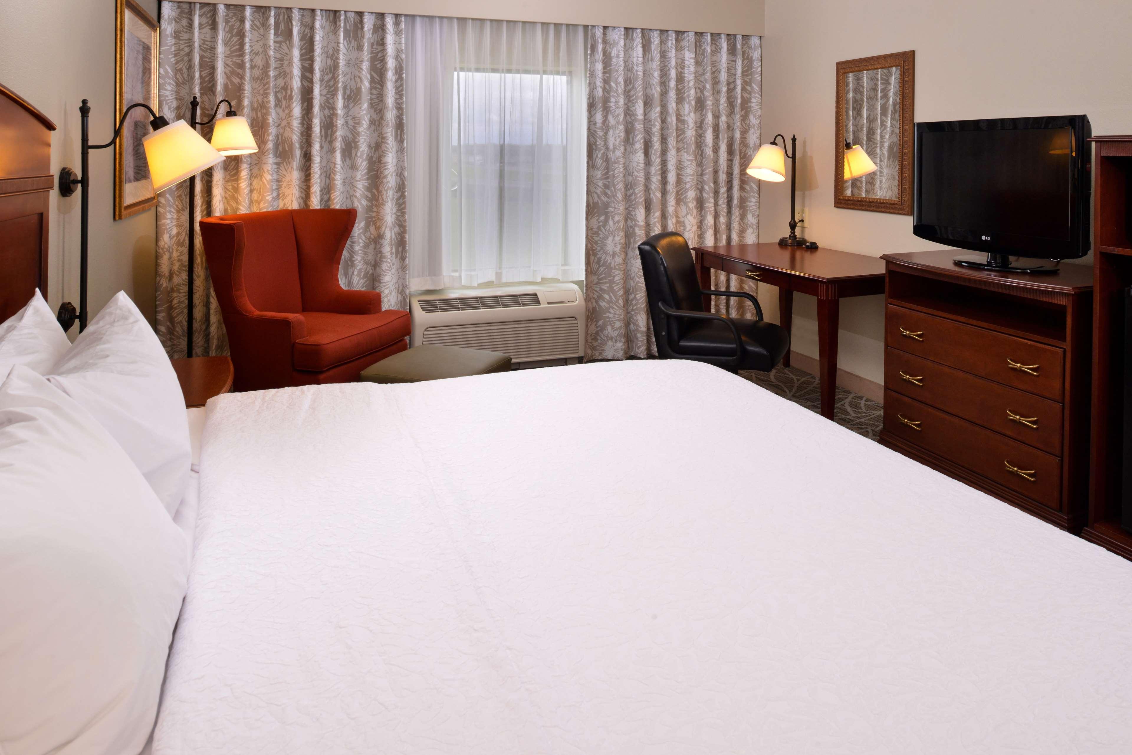 Hampton Inn By Hilton Litchfield Экстерьер фото